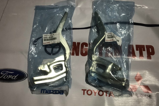 Bản lề capo Toyota Veloz 2022